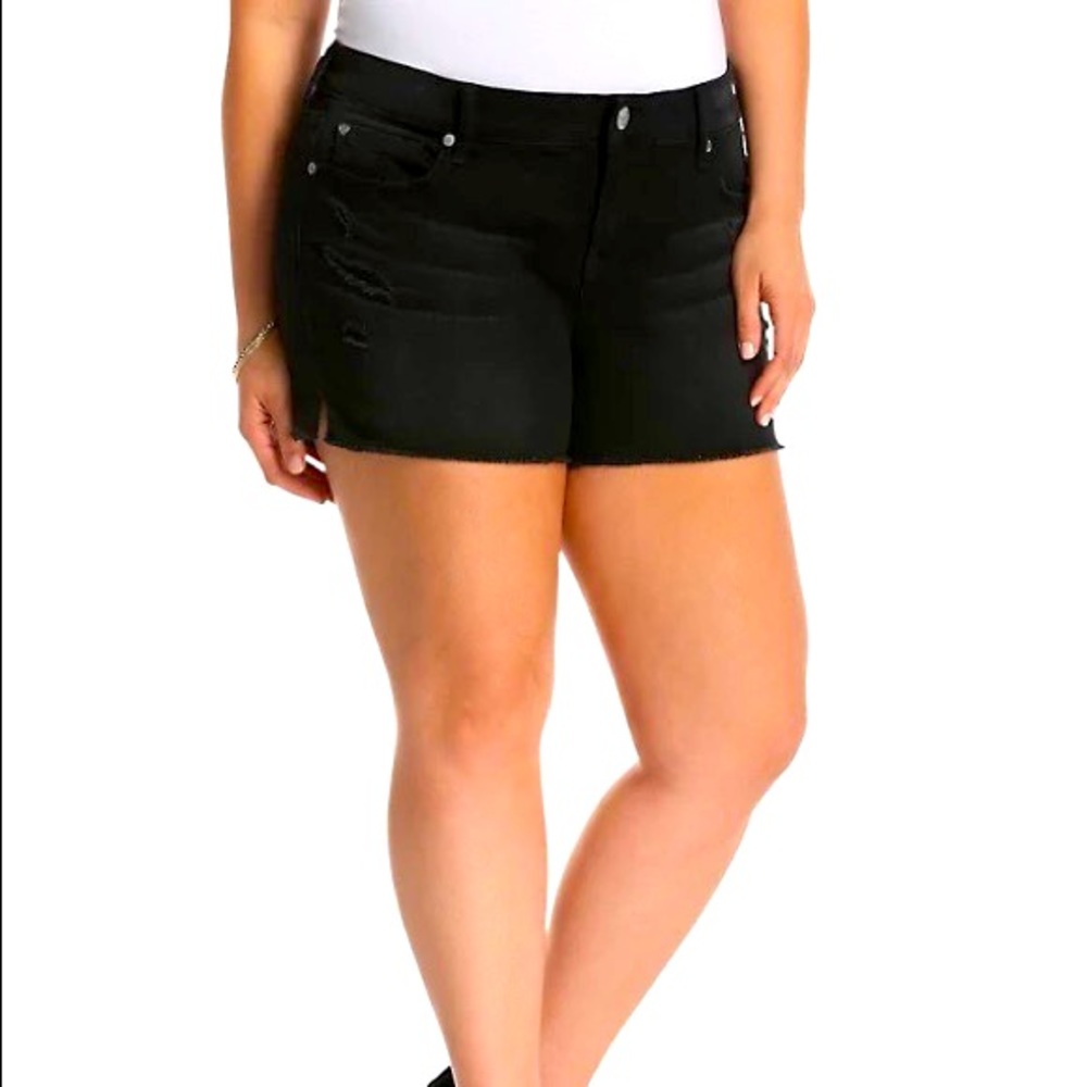 Torrid black boyfriend jean shorts